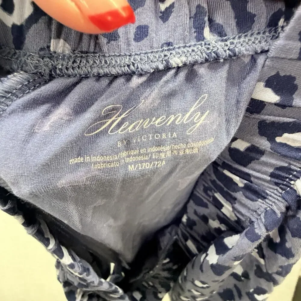 Heavenly by Victoria’s Secret Pajama Set Women M Blue Animal Print Top & Shorts - Picture 3 of 4